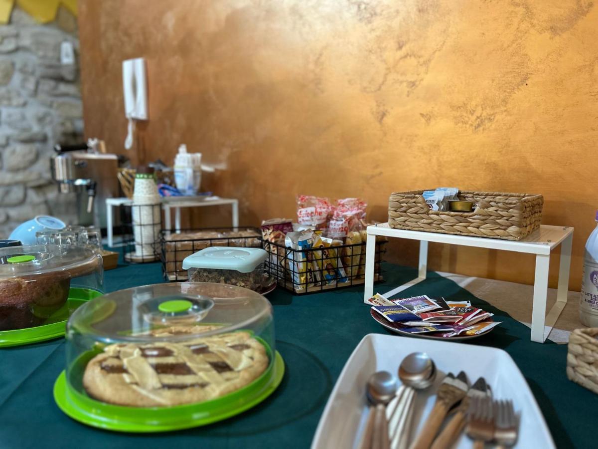 Dimora Rurale Valerio Bed & Breakfast Cercemaggiore Ngoại thất bức ảnh