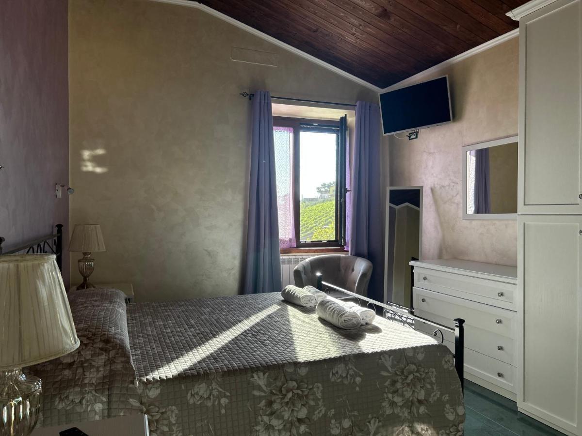 Dimora Rurale Valerio Bed & Breakfast Cercemaggiore Ngoại thất bức ảnh